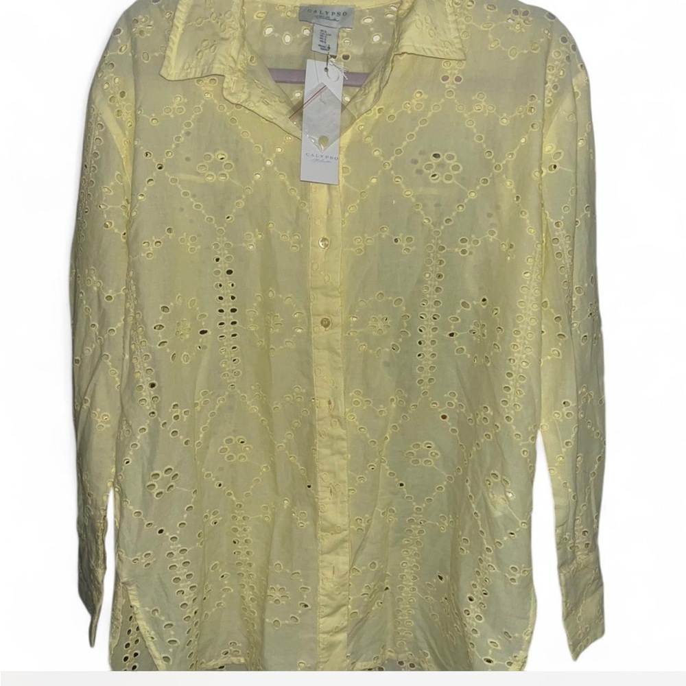 NWT 🍋Calypso St Barth Yellow eyelet cotton blouse💛
💛Size Small💛